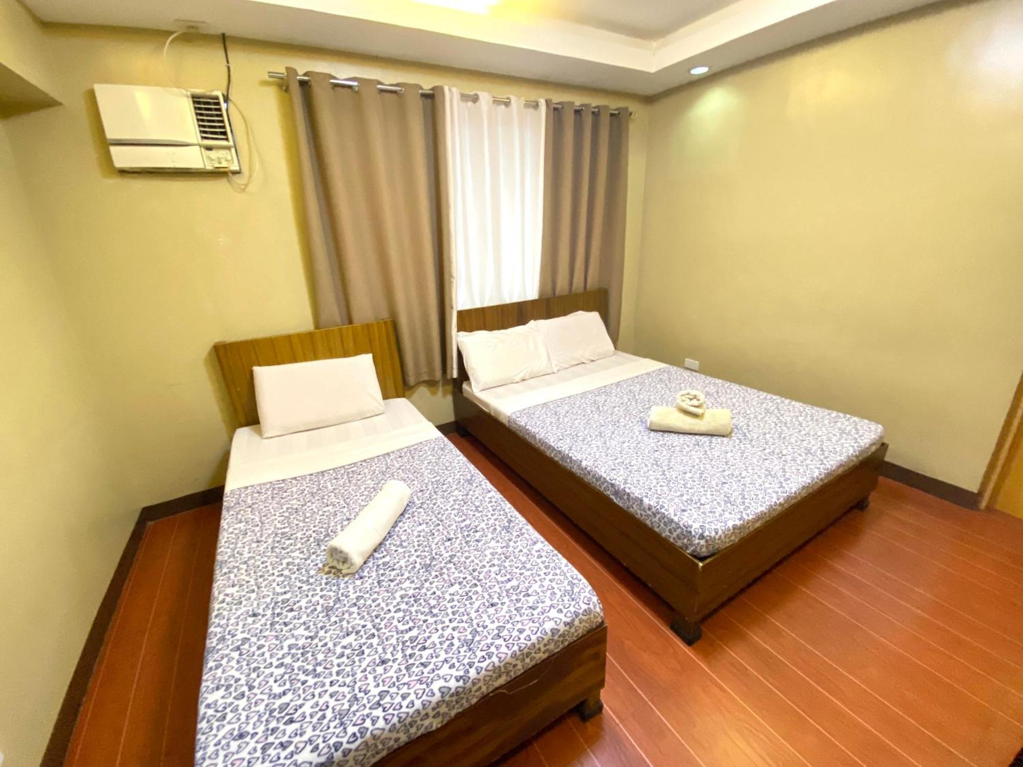 East Square Inn Bacolod Ngoại thất bức ảnh